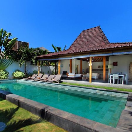 Villa Tinn Tamm By Optimum Bali Villas Семиньяк Экстерьер фото